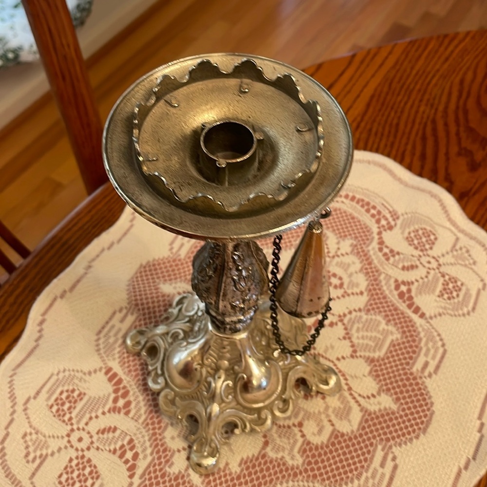 v i n t a g e ::  candlestick holder